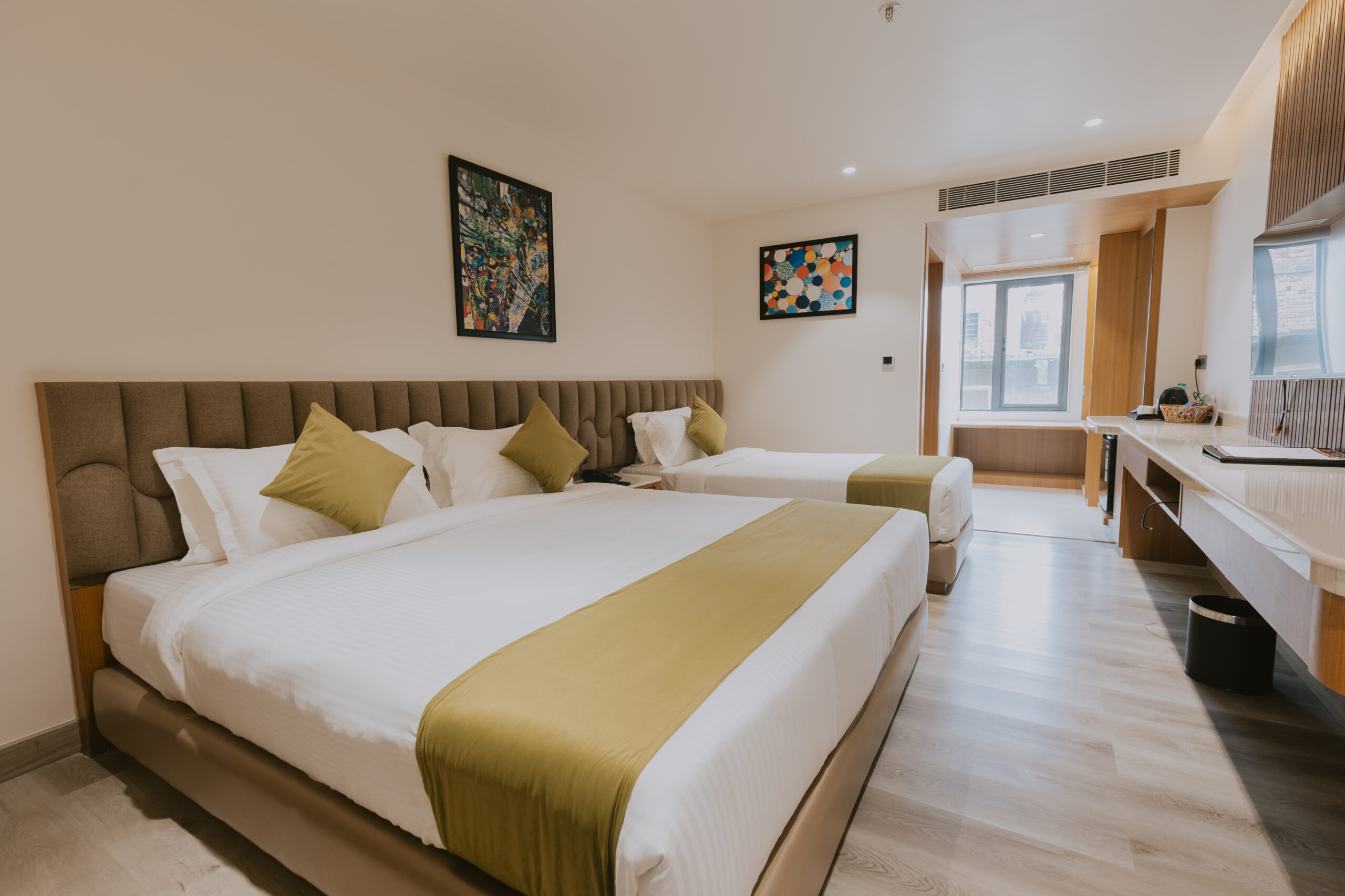Skyline Central Room
